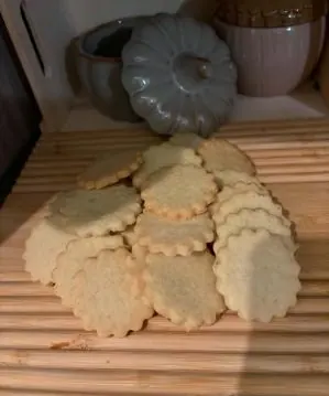 Sablés festonnés à la vanille